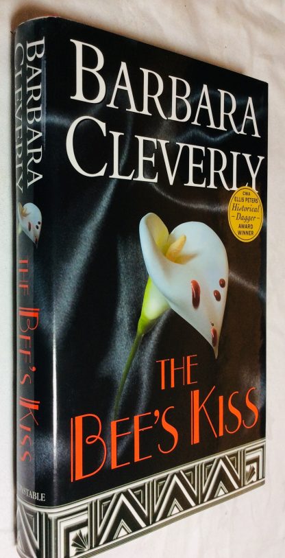 Bee's Kiss, The