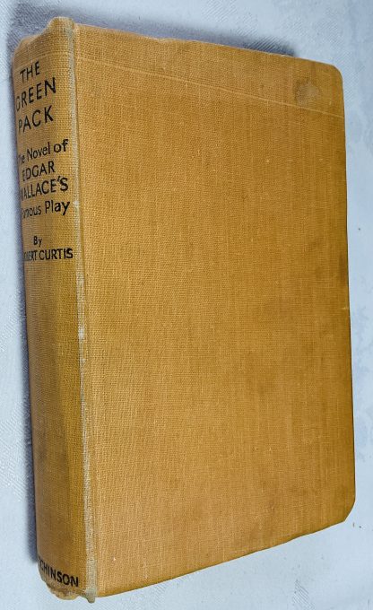 The Green Pack. The Novel of Edgar Wallace's Famous Play told by Robert Curtis. [From the film]