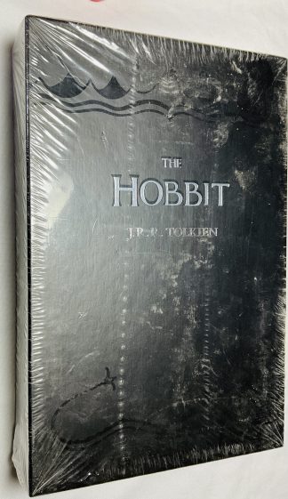 The Hobbit: [Limited Edition Collector's Box]