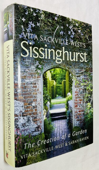 Vita Sackville-West's Sissinghurst: The Creation of a Garden