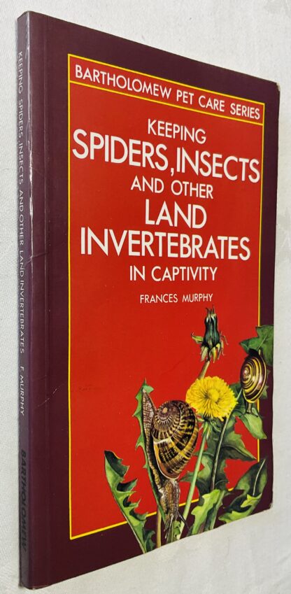 Keeping Spiders, Insects and Other Land Invertebrates in Captivity [Pet Care Guides]