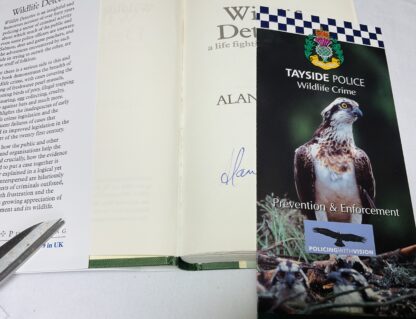 Wildlife Detective: A Life Fighting Wildlife Crime - Image 2