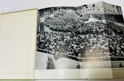 Crusade in Scotland: Billy Graham - Image 2