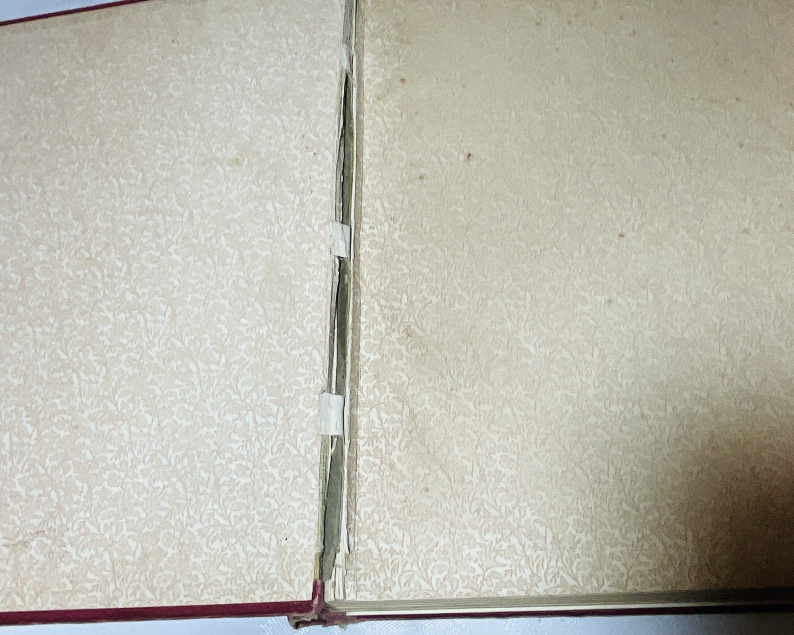 The Queen's Edition of The Vocal Melodies of Scotland arranged with Symphonies and Accompaniments: Revised edition, Complete in One Volume - Image 2