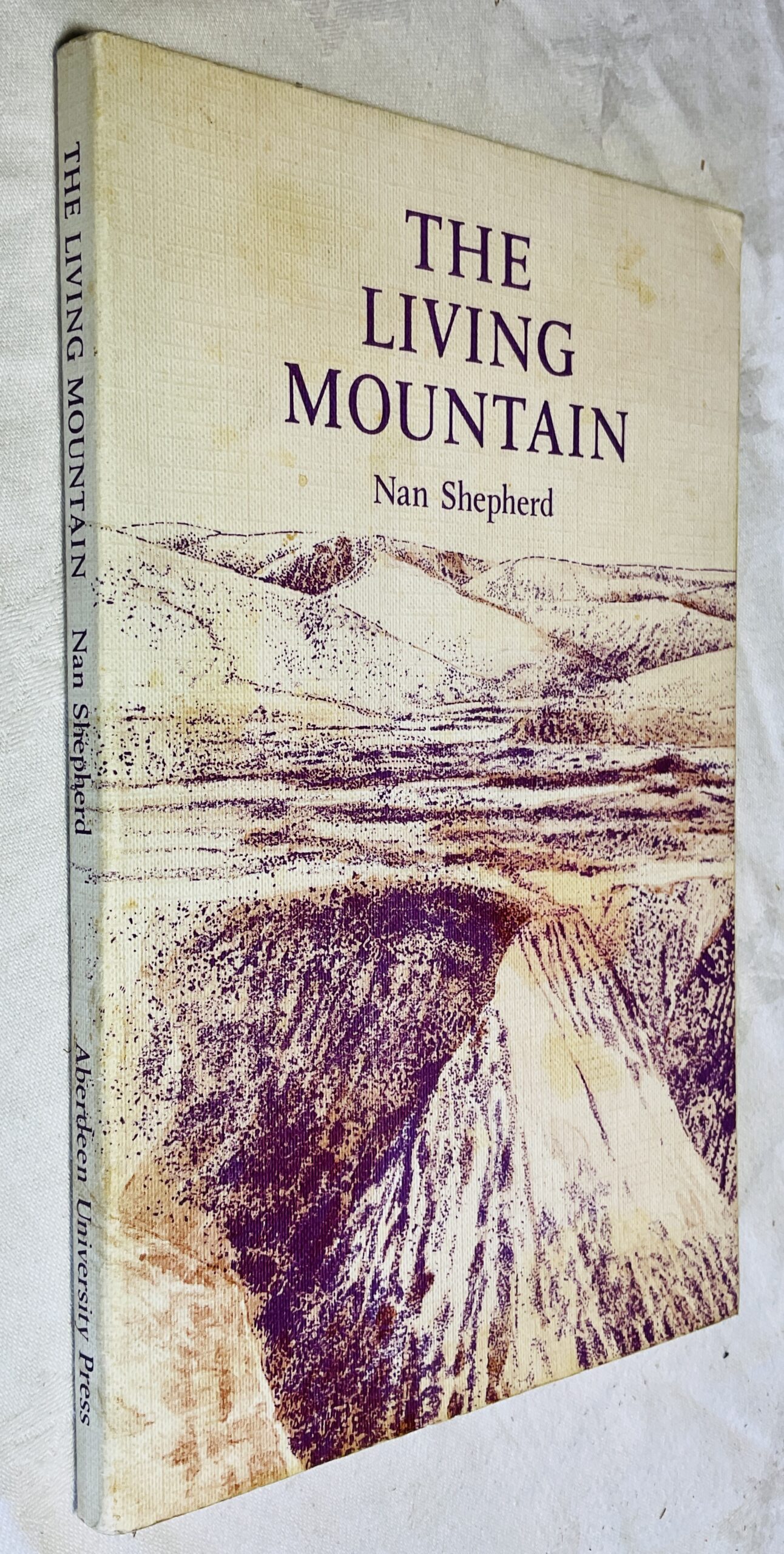 The Living Mountain: A Celebration of the Cairngorm Mountains of Scotland